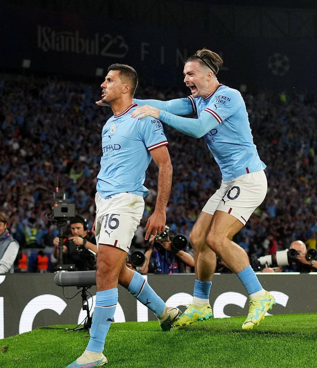 关于那不勒斯战平曼城，莫德里奇乌龙送礼英超的信息