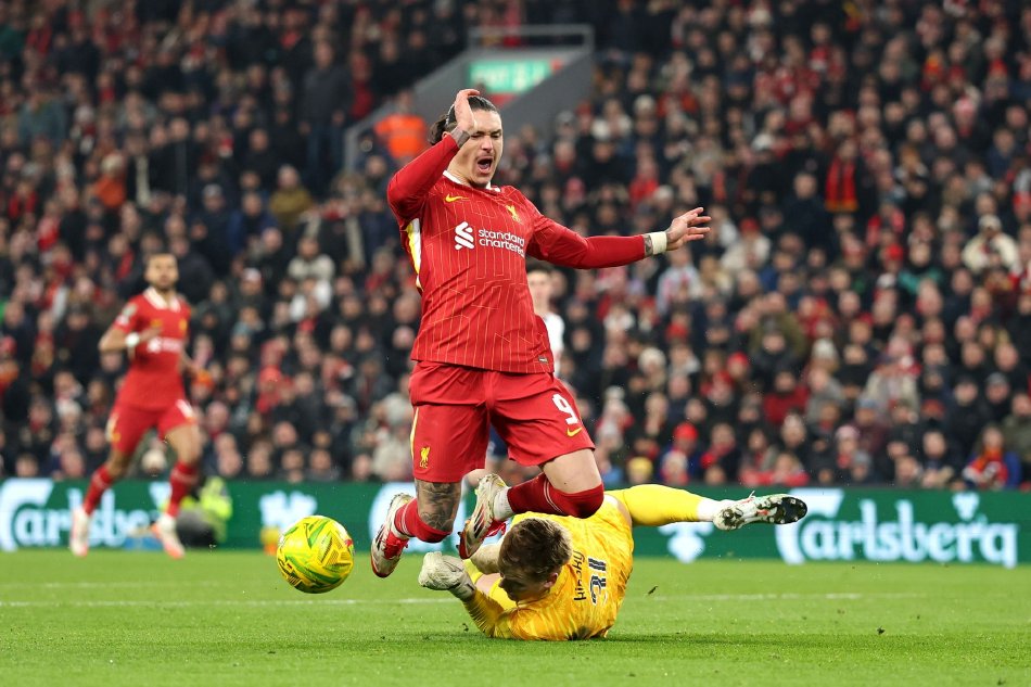 体育-热刺绝杀里昂，萨拉赫乌龙送礼德甲