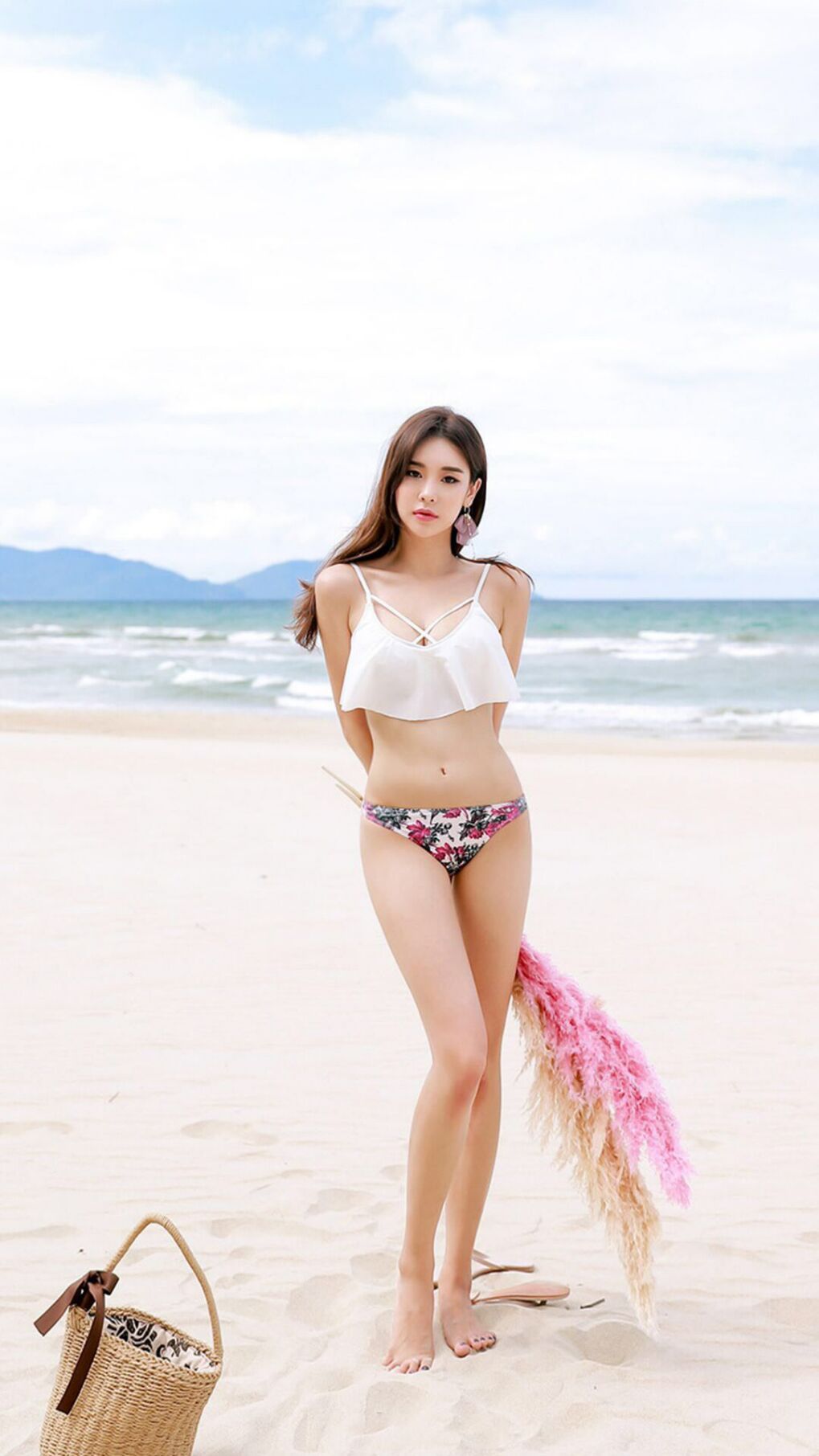 开云体育平台APP-阿尔瓦雷斯完美帽子戏法闪耀全场，阿尔及利亚3-0终结新西兰世界杯梦想